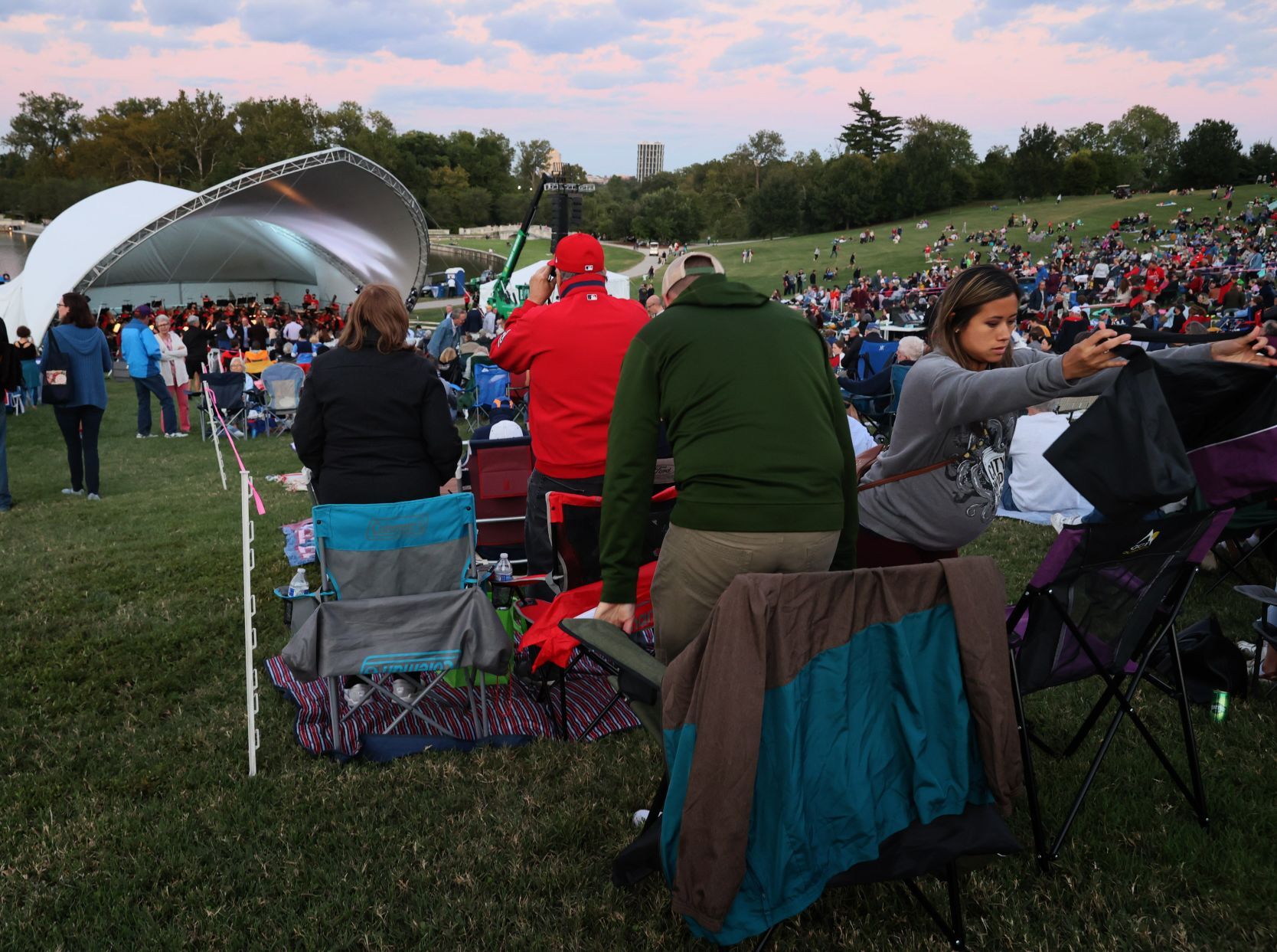 SLSO draws thousands for free Art Hill concert